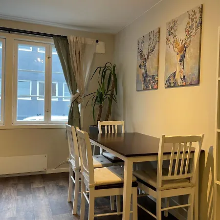 Central Studio Apartment * סטוונגר