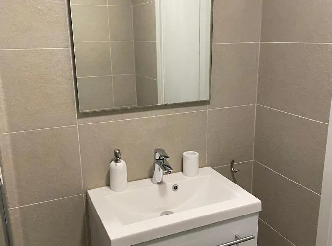 Central Studio Apartment